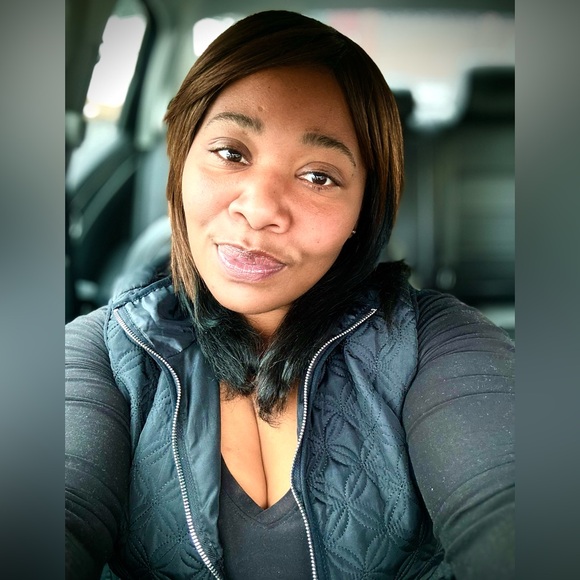 Meet your Posher, Muse - Picture 2 of 4